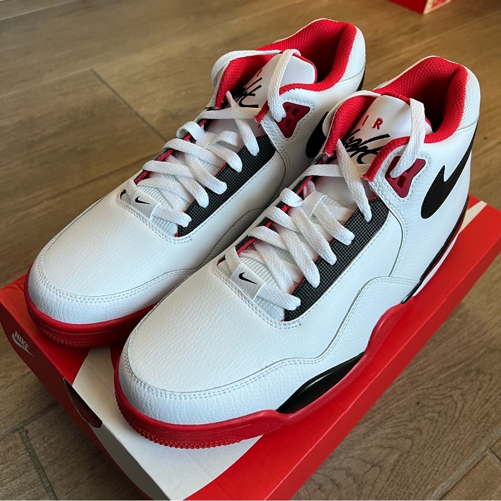 Nike Flight Legacy